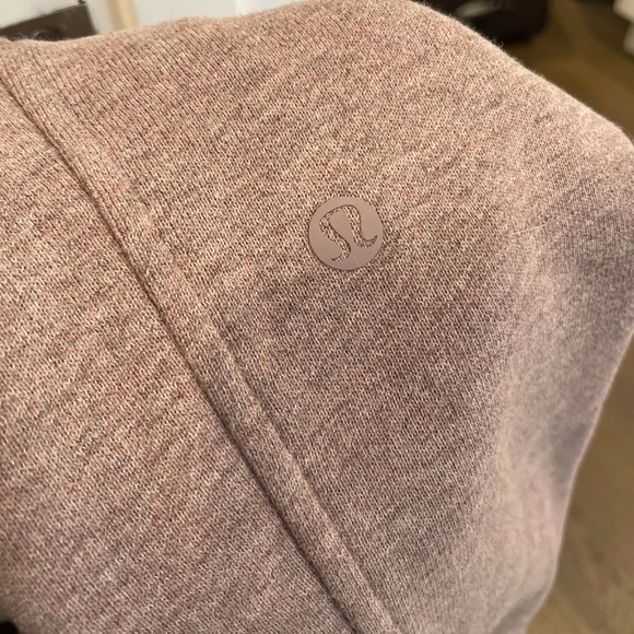 LuluLemon Joggers: Heather Purple Soft - Picture 7 of 7